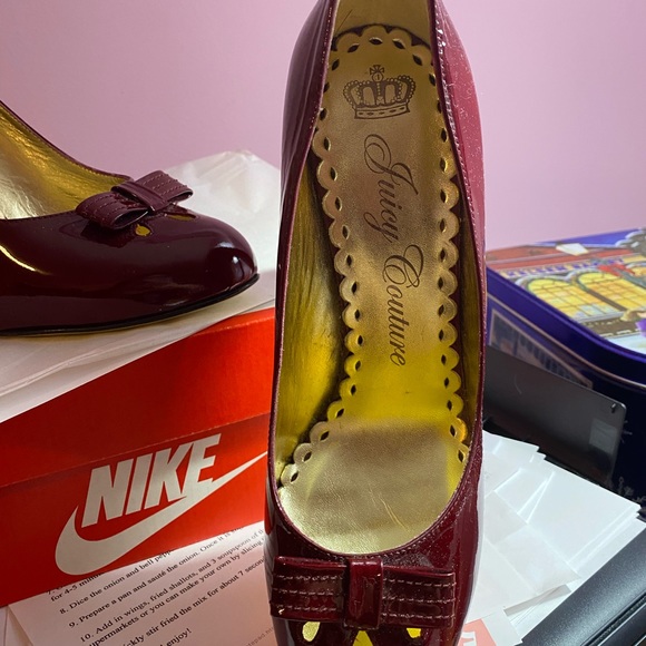 Juicy Couture Patent Ballet Pump Heels 👠 - Picture 7 of 11